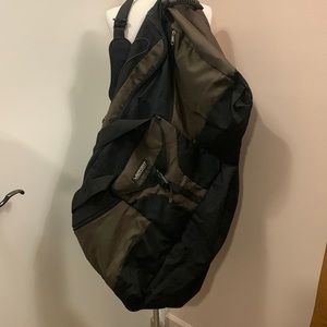 𝅺WAYPOINT Large Duffel Bag Olive Green with Black Trim Size Large